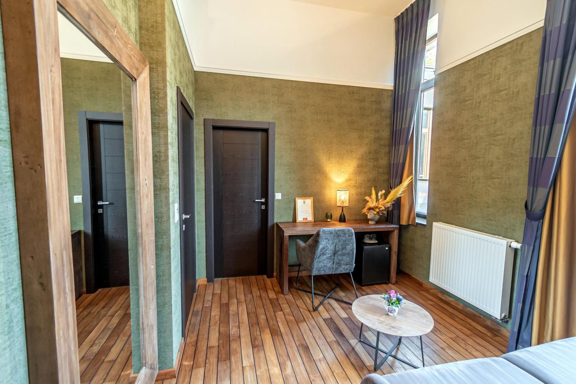 Hotel Des Comtes Durbuy Habitación foto